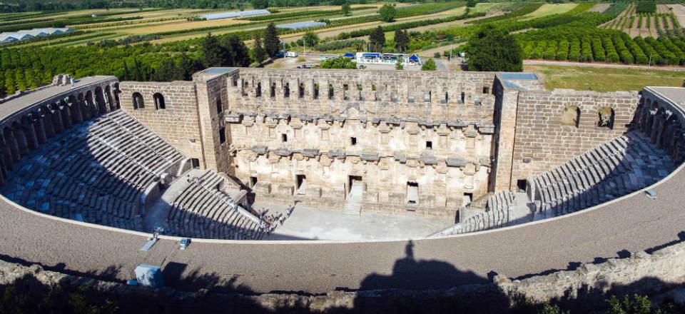 Visit the Roman theatre of Aspendos image