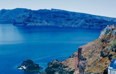 Santorini's caldera, Greece holidays