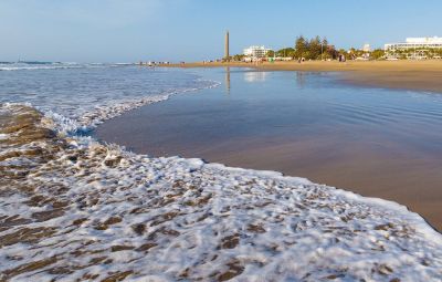 Maspalomas holidays for Gran Canaria's best nightlife and beaches