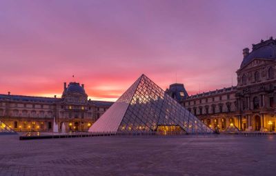 Beautiful scenic view of the Louvre in Paris