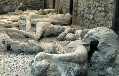 Trip From Sorrento To Pompeii Italy image