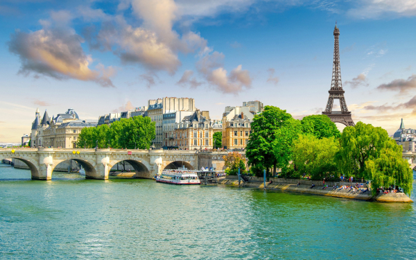 Emily in Paris France Italy
