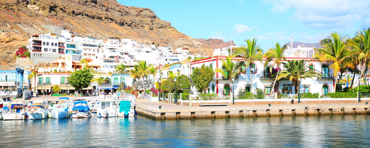 Puerto de Mogán harbour, Gran Canaria — 'Little Venice' canals and marina, October holidays.