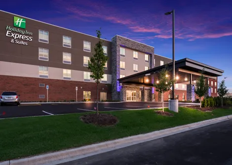 Hol. Inn Exp. and Suites CHICAGO - HOFFMAN ESTATES