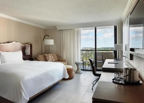 Fort Lauderdale Marriott Harbour Beach Resort And Spa