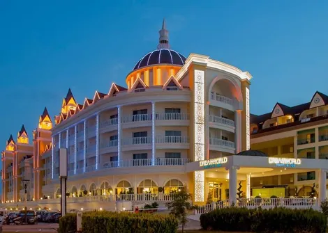 Dream World Resort Spa