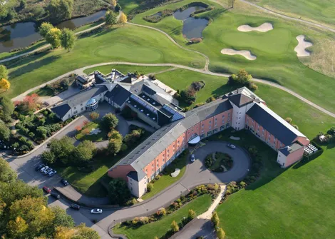 Hotel Mercure Luxembourg Kikuoka Golf and Spa